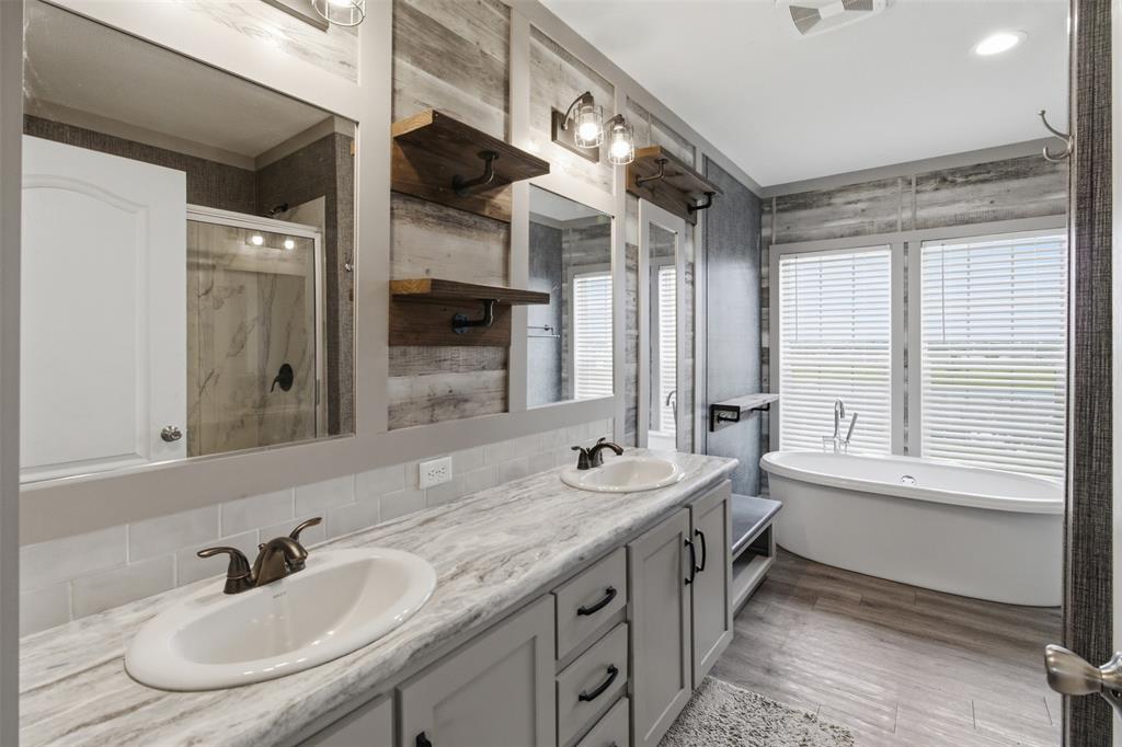 Lincoln Estates - Residential