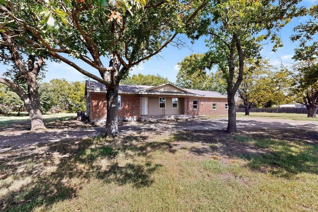 Photo of 13108 Dozier Circle, Mesquite, TX 75126 (MLS # 21057220)
