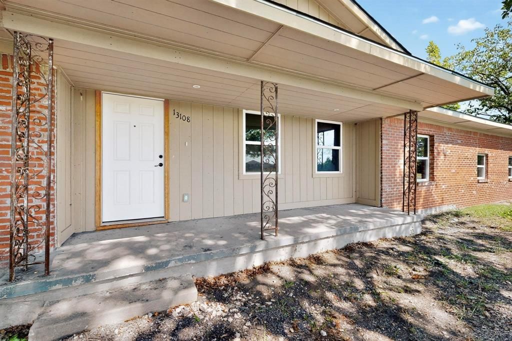 Photo of 13108 Dozier Circle, Mesquite, TX 75126 (MLS # 21057220)