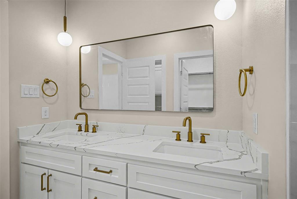 Comanche Cove - Residential