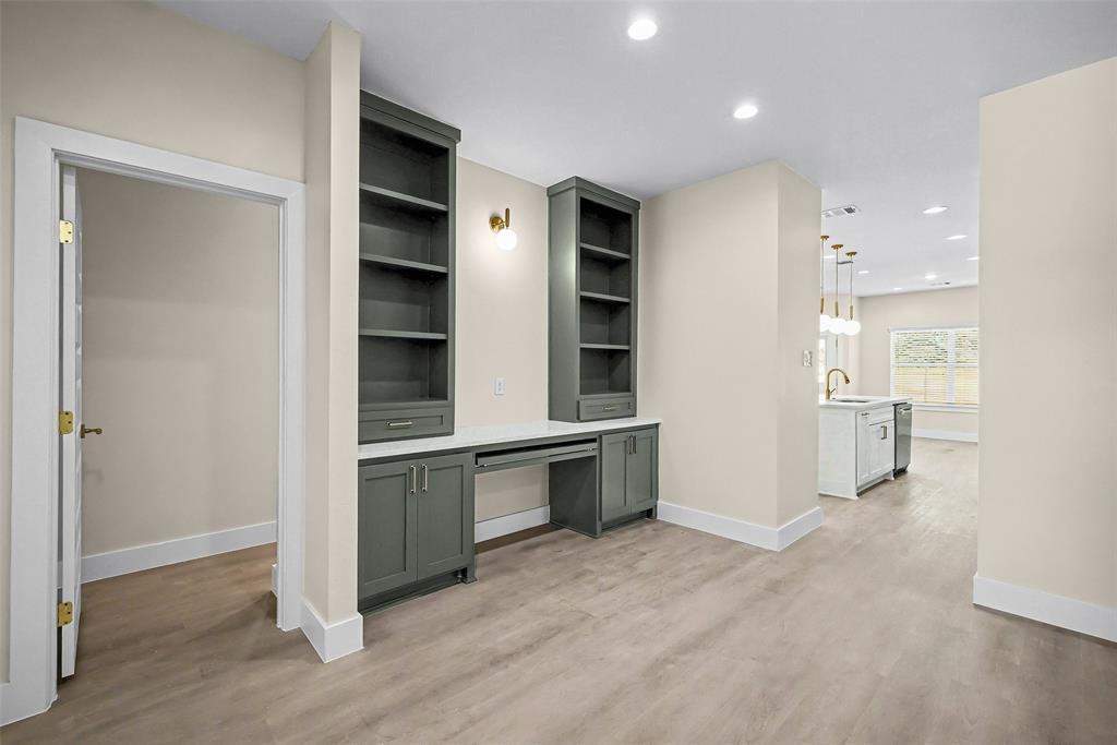 Comanche Cove - Residential