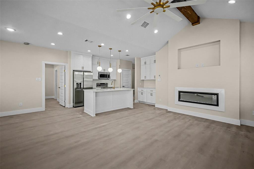 Comanche Cove - Residential