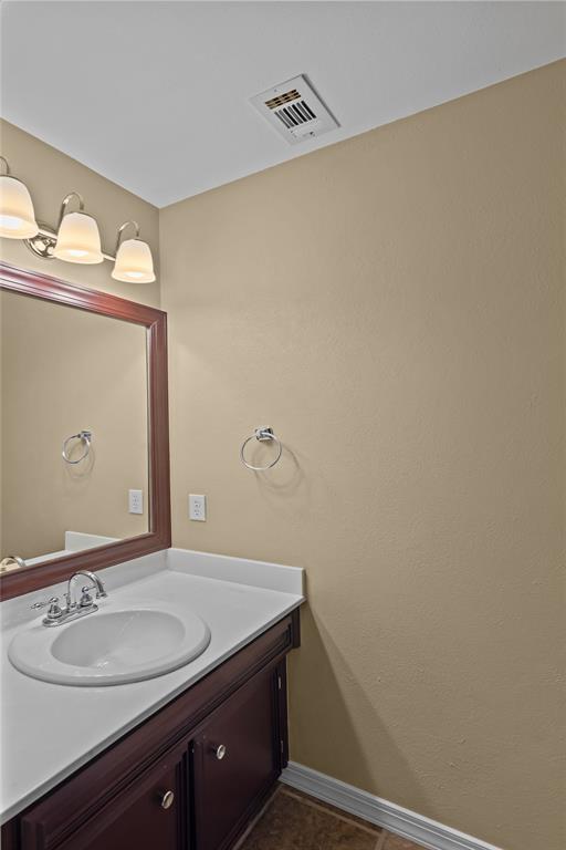 Riverside Twnhms - Residential