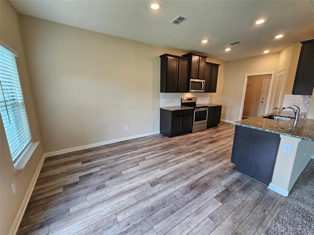 Northpointe Crossing Ph 4 West & Ph 4 East - Residential Lease