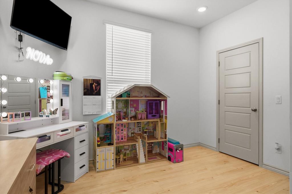 a gray - Residential