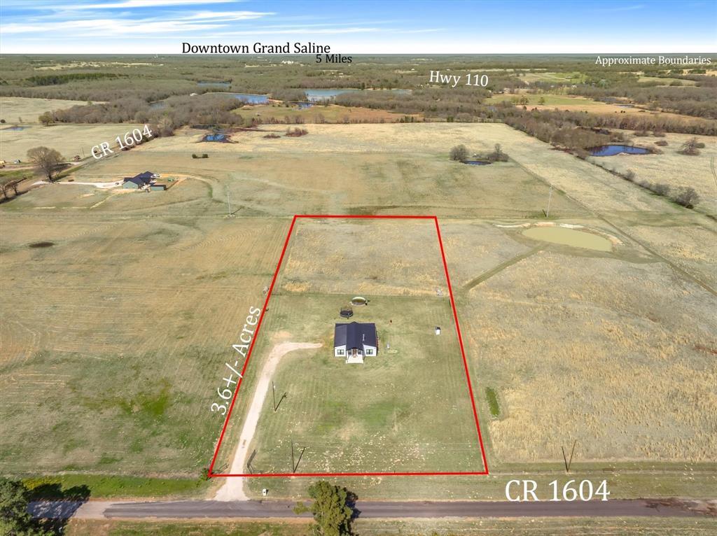 a gray - Residential