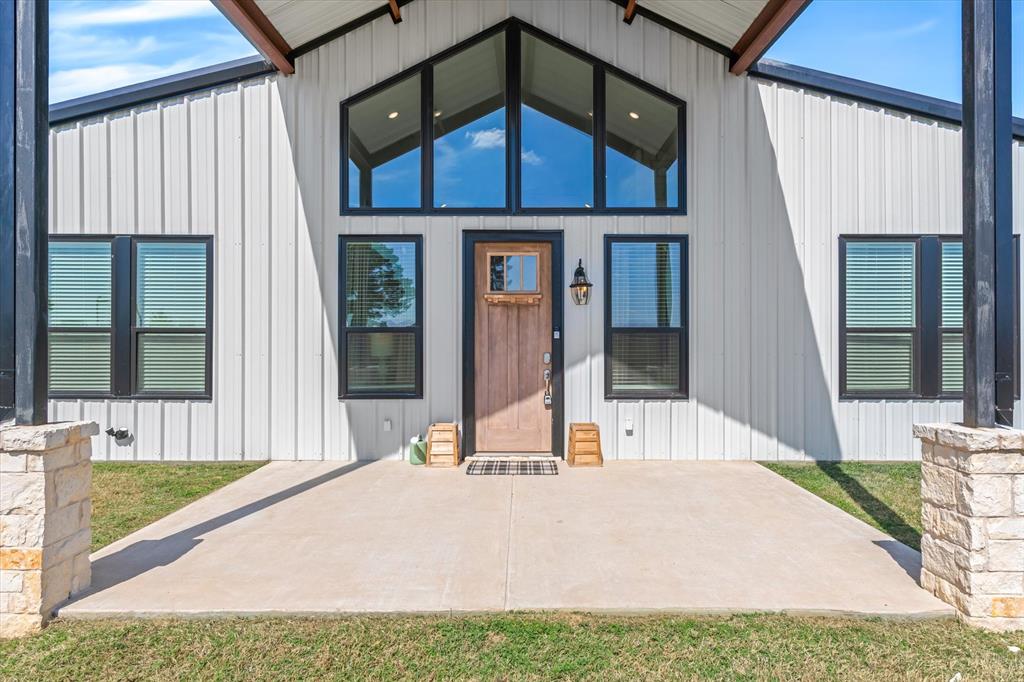 a gray - Residential