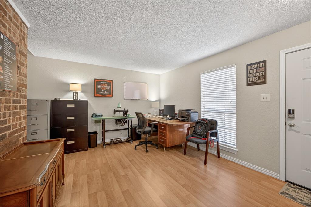 2411 Amber Hill Lane