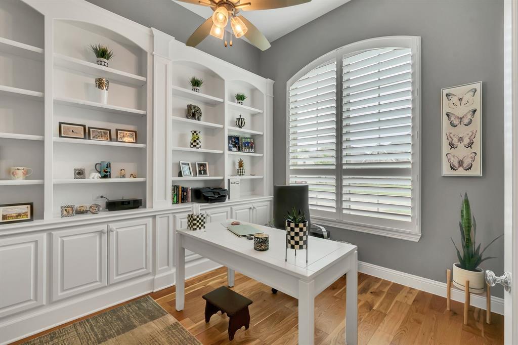 8516 Autumn Lake Trail