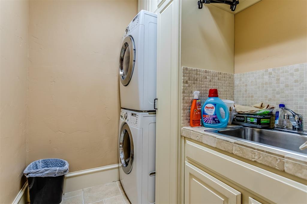 Amber Trails 02 - Residential Lease