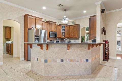 Tiny photo for 724 Wind Hill, Hewitt, TX 76643 (MLS # 21100157)