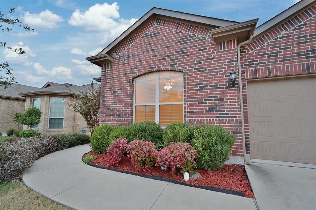 5921 Comanche Peak Drive