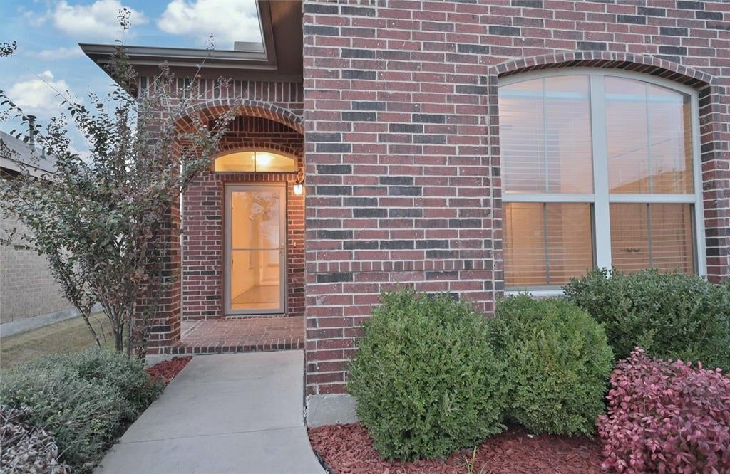 5921 Comanche Peak Drive