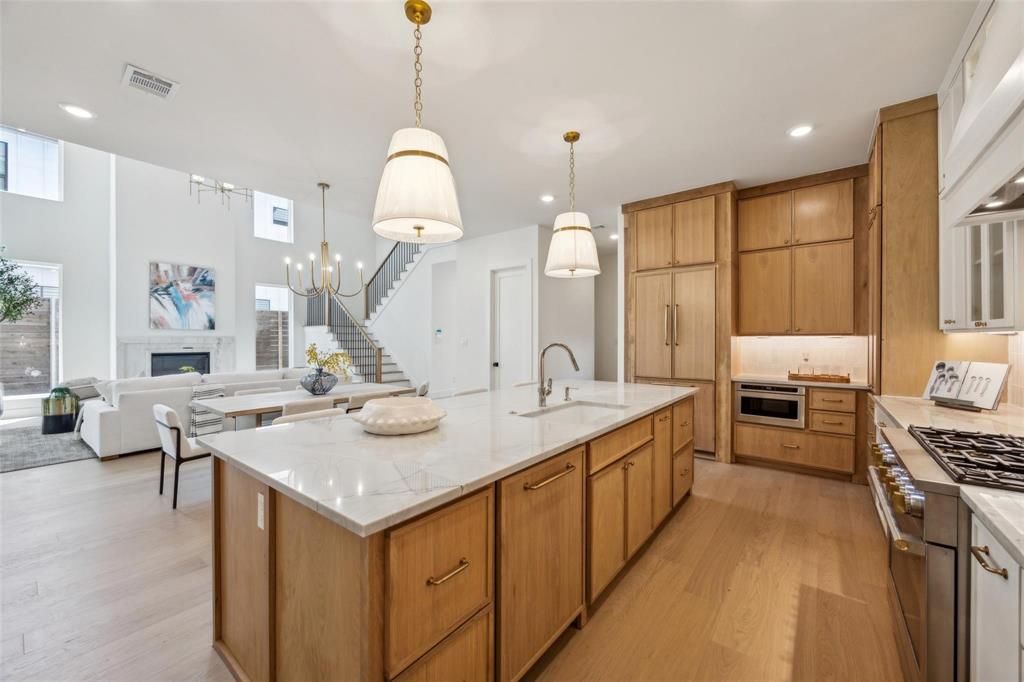 NORTHCREST - Residential