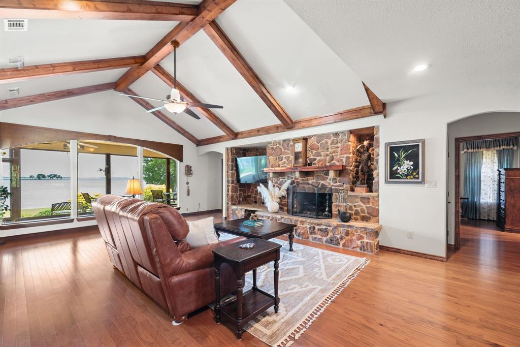 1219 The Shores Drive