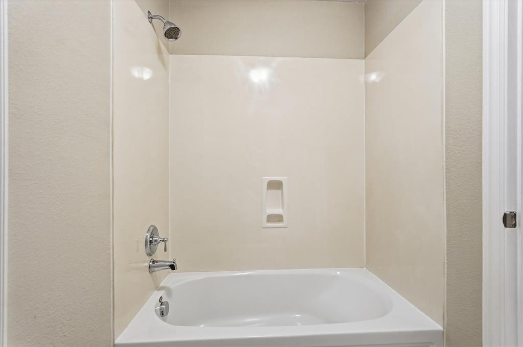 Enclave At Wooded Creek - Residential