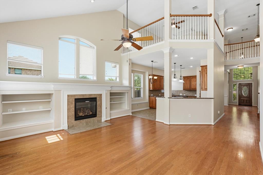 Enclave At Wooded Creek - Residential