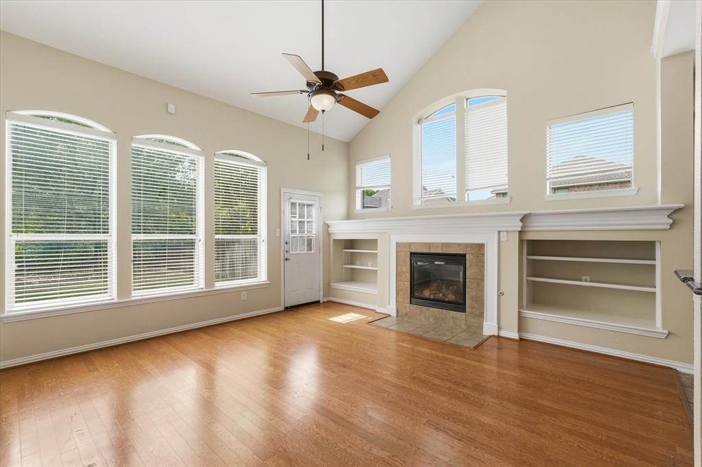 Enclave At Wooded Creek - Residential