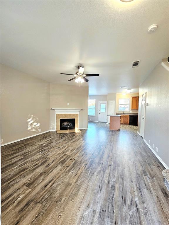 Villages Of Crawford Farms Th - Residential