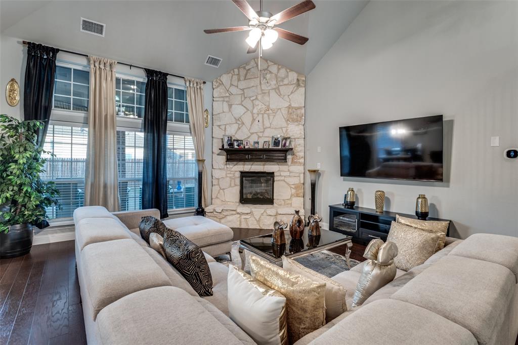 Primrose Xing Ph 7 - Residential