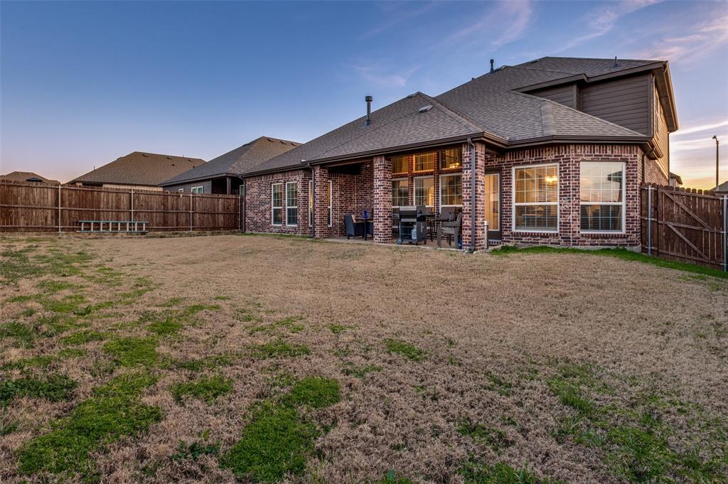 Primrose Xing Ph 7 - Residential