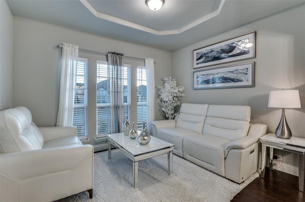 Primrose Xing Ph 7 - Residential