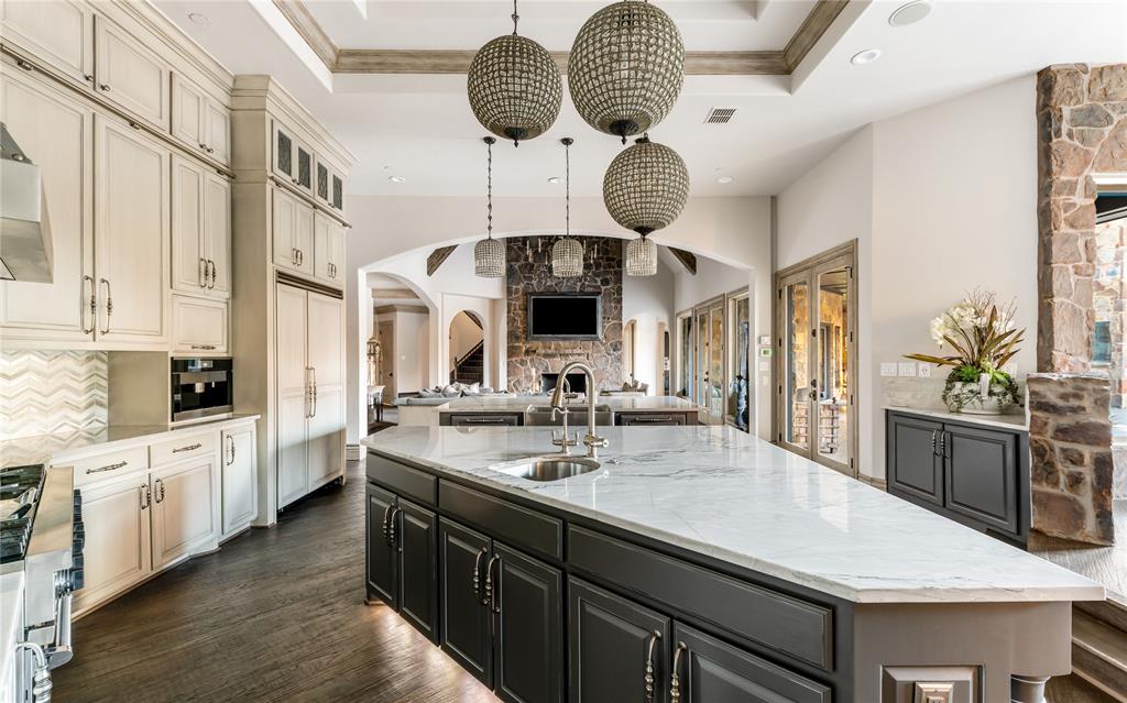 2656 Twelve Oaks Lane