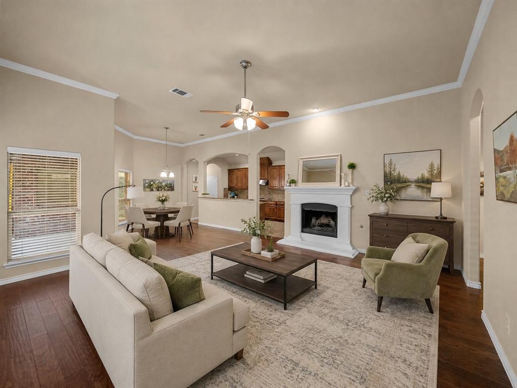1808 Sanderlain Lane