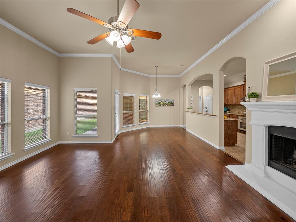 1808 Sanderlain Lane