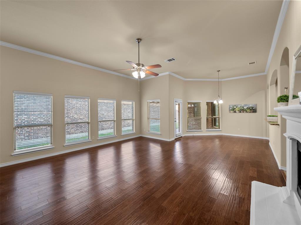 1808 Sanderlain Lane