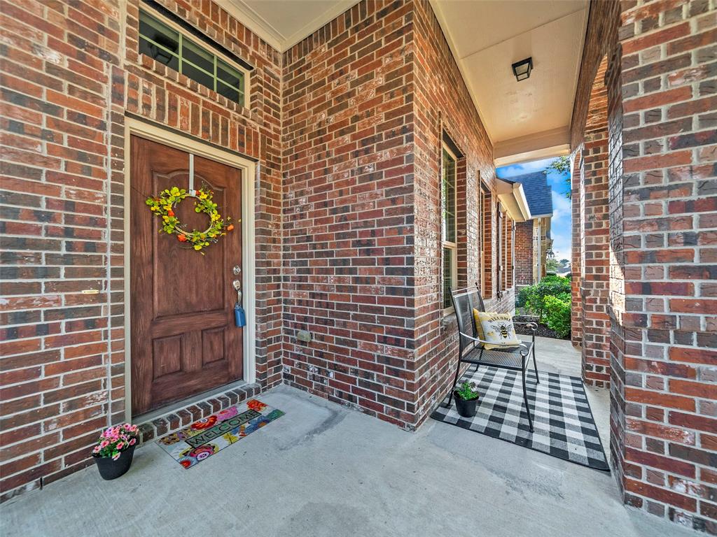 1808 Sanderlain Lane