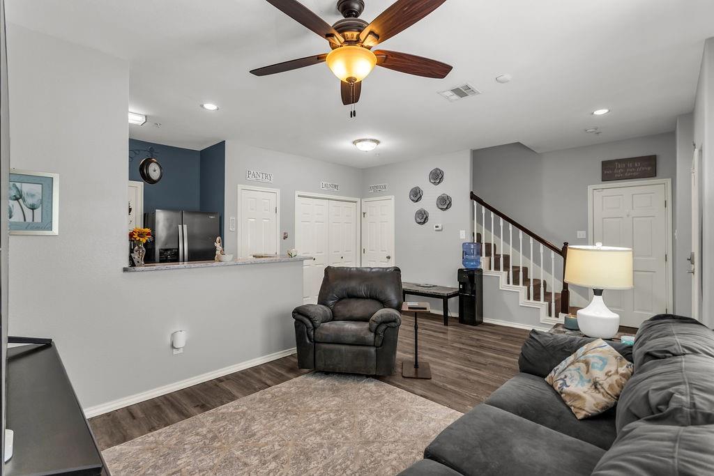 Kathy Lane Village Condo - Residential