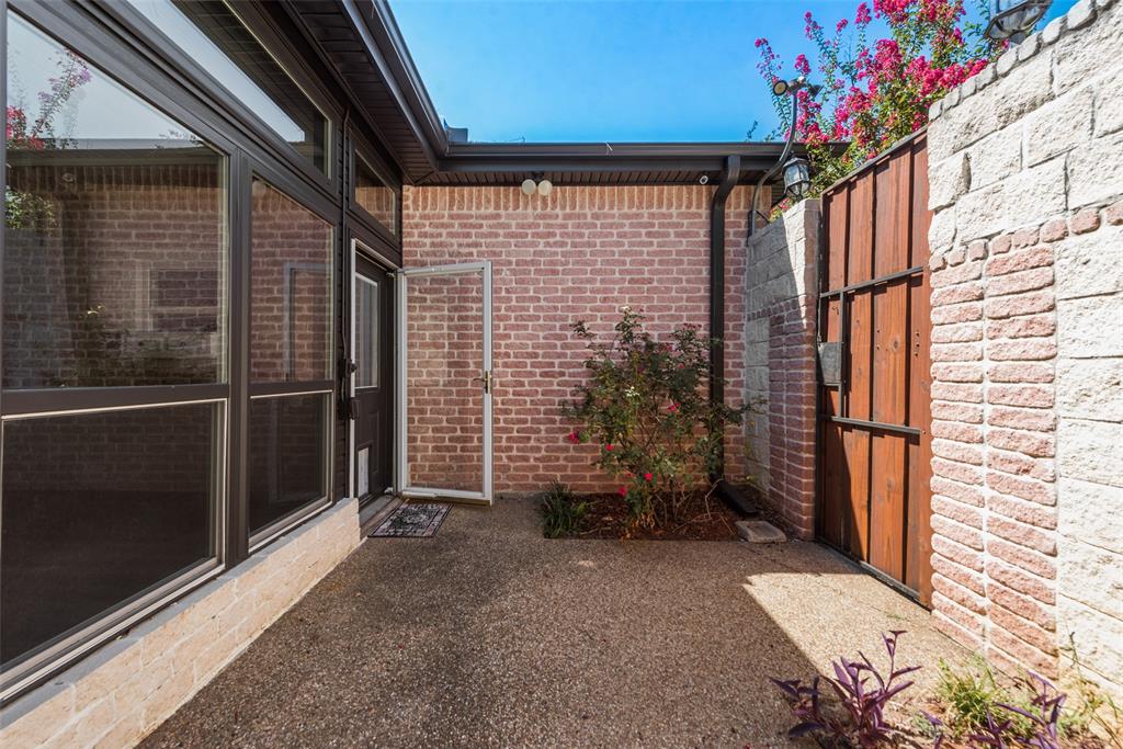 Mistletoe Court Add - Residential