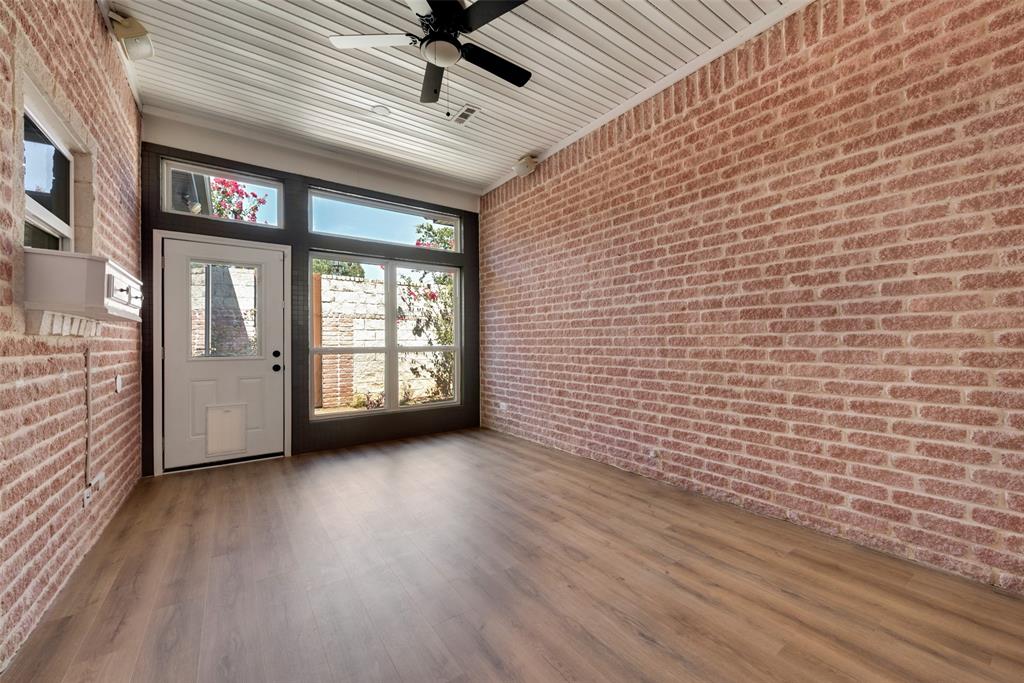 Mistletoe Court Add - Residential