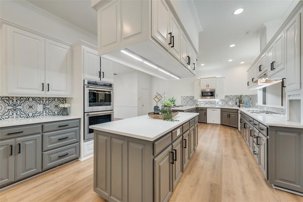 Mistletoe Court Add - Residential