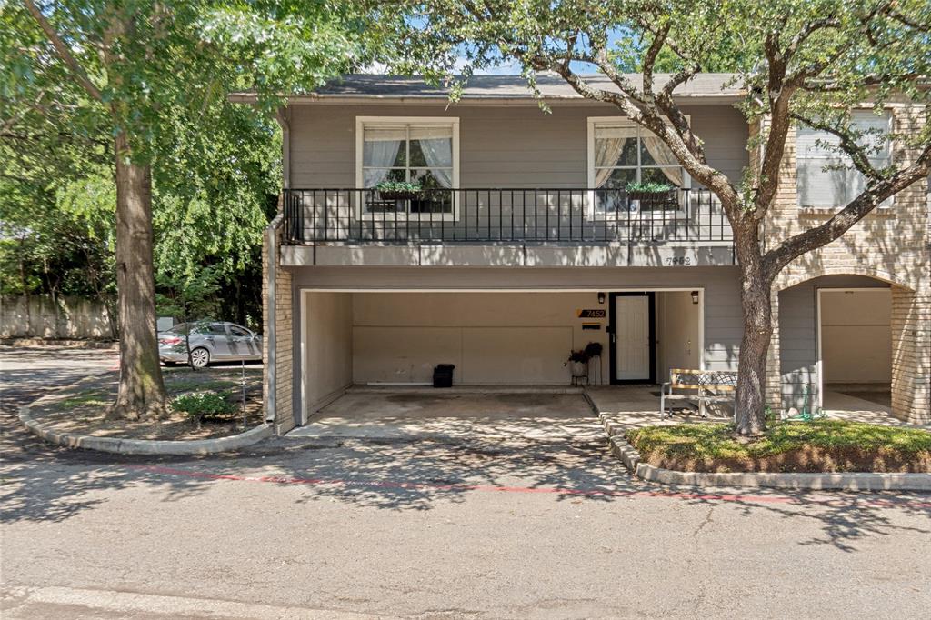 Whiterock West Condo - Residential