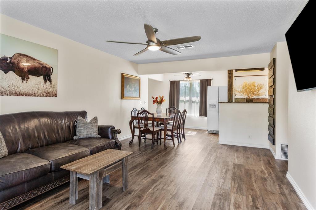 13209 Chestnut Circle