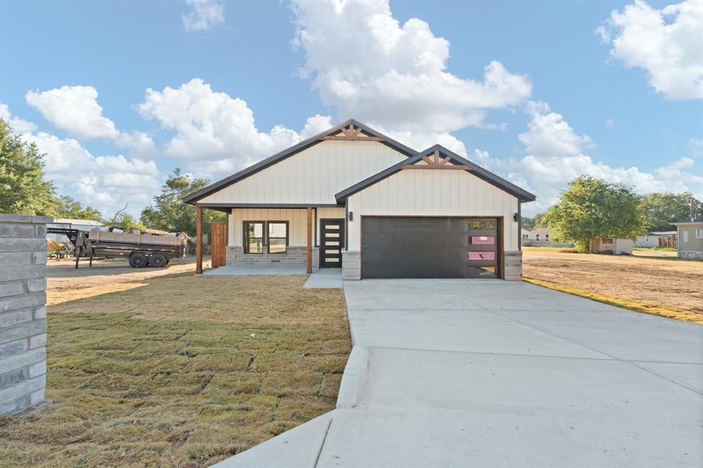 5431 arrowhead Drive