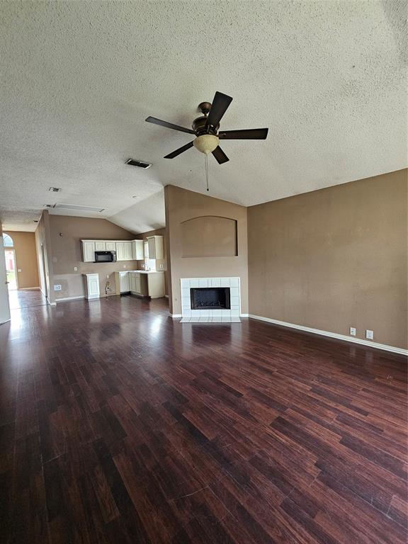 921 Santa Fe Drive
