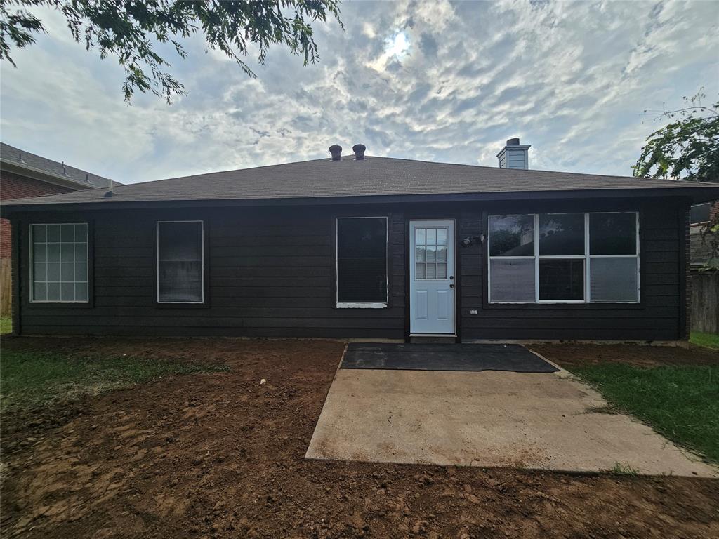 921 Santa Fe Drive