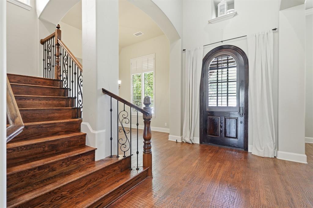 901 Sandy Trail