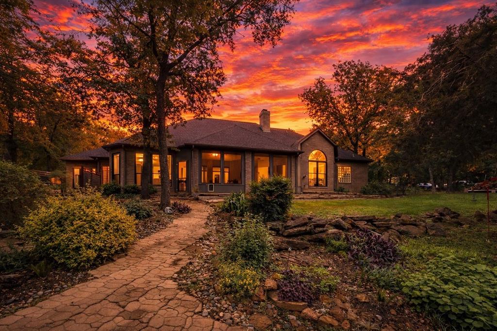 600 Diamond Point Drive