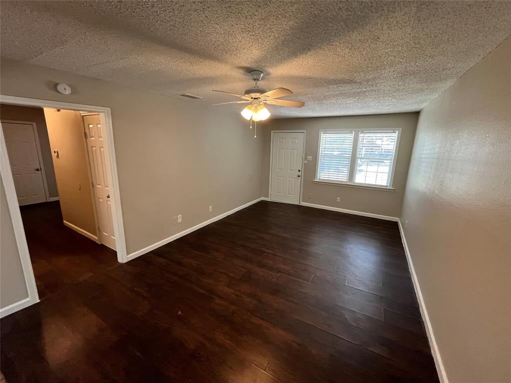 11303 Trail Lane