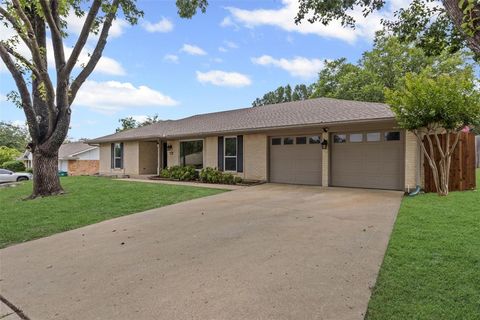 6767 Winifred Drive Fort Worth TX 76133