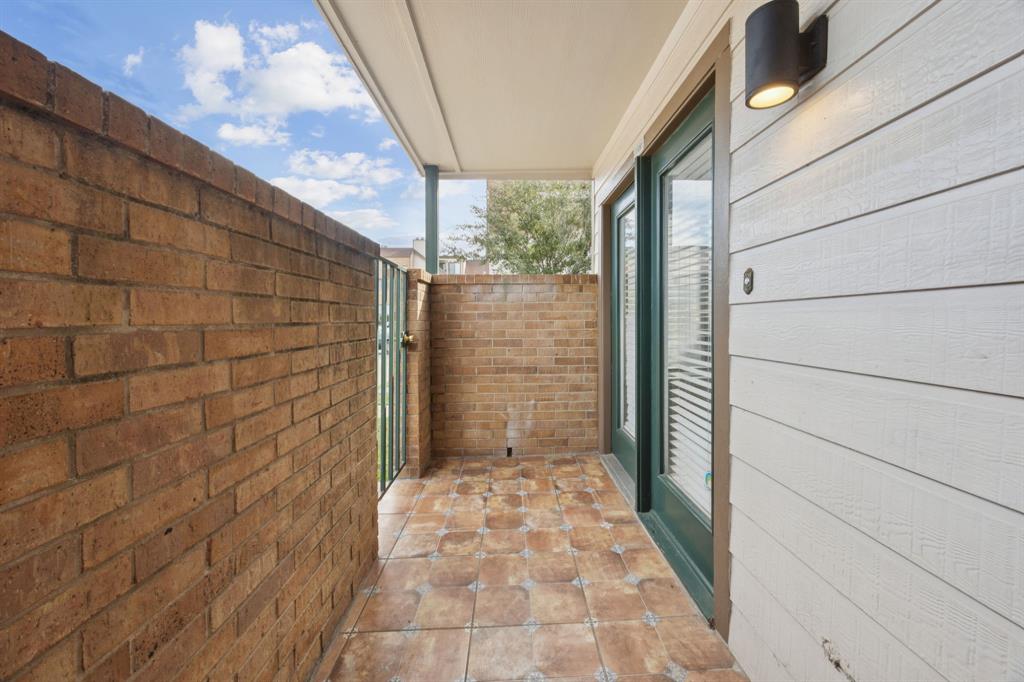2301 Basil Drive F109