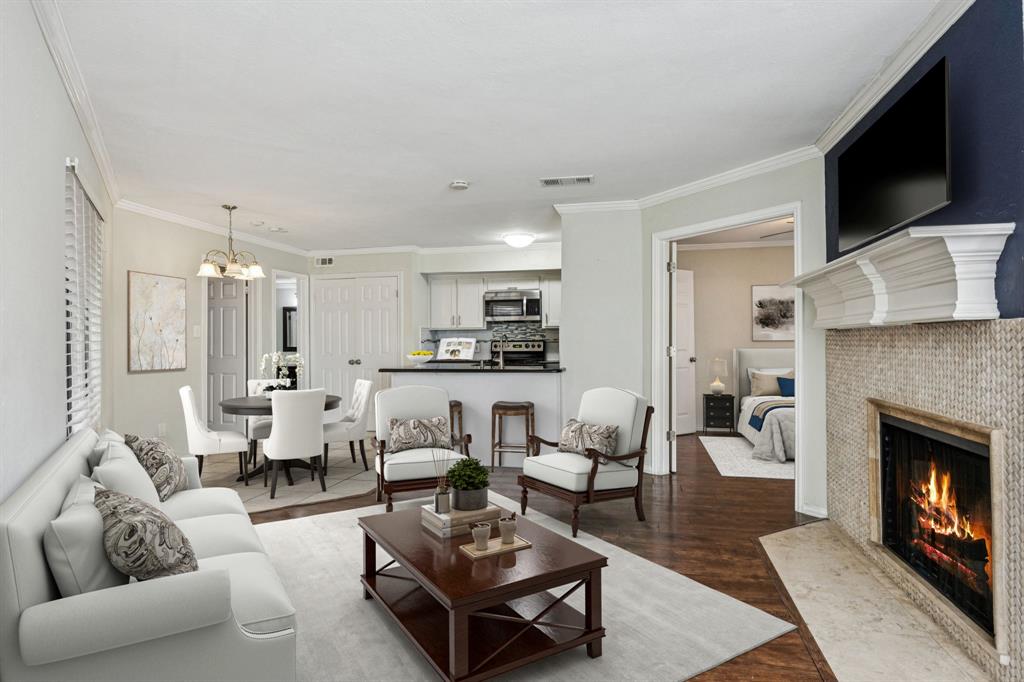 Arlington Oaks Condo - Residential