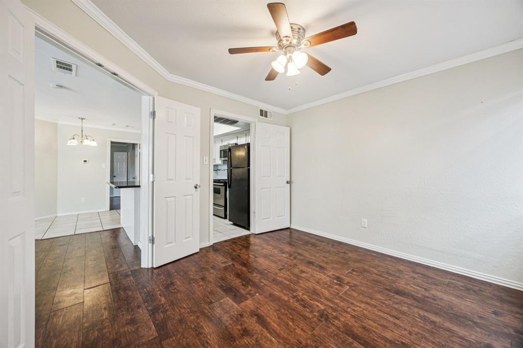 Arlington Oaks Condo - Residential