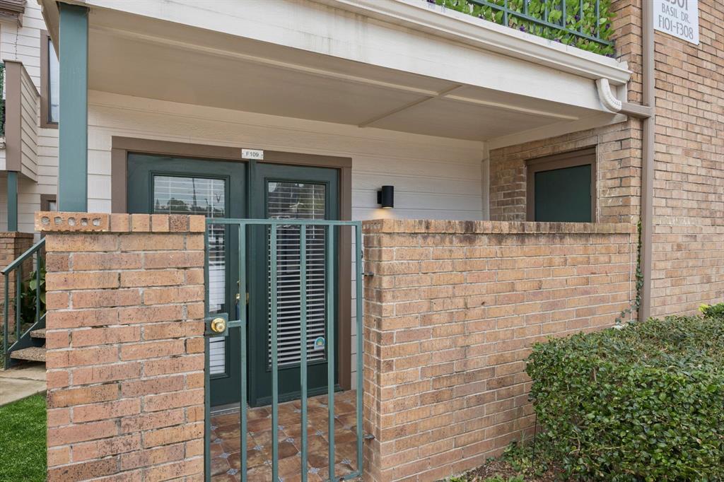 2301 Basil Drive F109