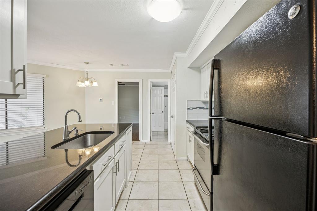 Arlington Oaks Condo - Residential