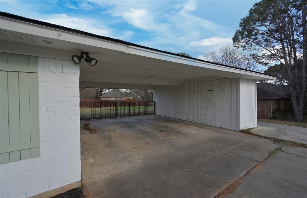 Decordova Bend Estate - Residential